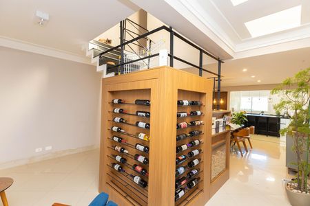 Casa de condomínio à venda com 298m², 4 quartos e 3 vagas Casa de condomínio à venda com 298m², 4 quartos e 3 vagasSala de Jantar