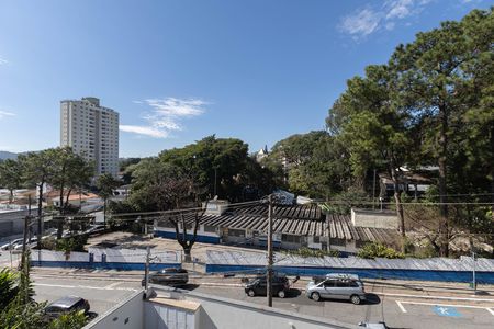 Casa de condomínio à venda com 298m², 4 quartos e 3 vagas Casa de condomínio à venda com 298m², 4 quartos e 3 vagasVista