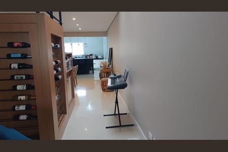 Casa de condomínio à venda com 298m², 4 quartos e 3 vagasSala