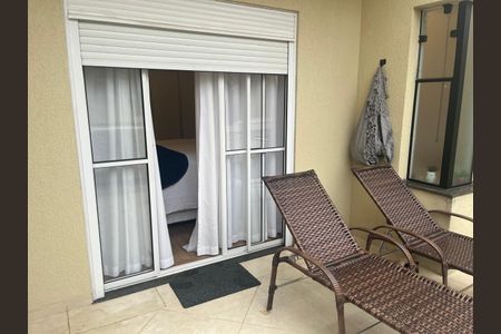 Casa de condomínio à venda com 298m², 4 quartos e 3 vagasÁrea externa