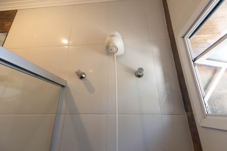 Casa de condomínio à venda com 298m², 4 quartos e 3 vagas Casa de condomínio à venda com 298m², 4 quartos e 3 vagasBanheiro da Suíte 1