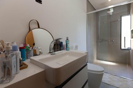 Banheiro da Suíte 2 de casa de condomínio à venda com 4 quartos, 298m² em Tremembé, São Paulo