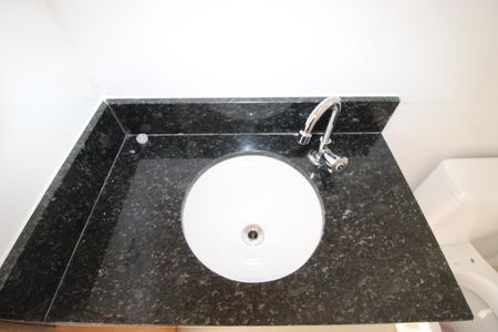 Apartamento à venda com 39m², 2 quartos e sem vagaBanheiro