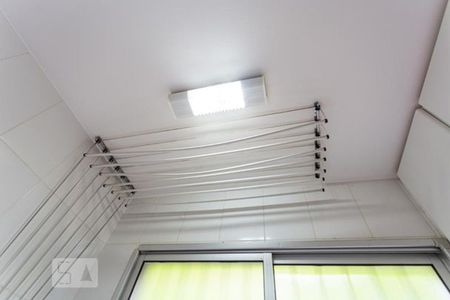 Apartamento à venda com 68m², 2 quartos e 1 vagaÁrea de serviço