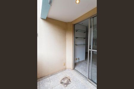 Apartamento à venda com 68m², 2 quartos e 1 vagaVaranda