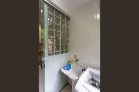 Apartamento à venda com 68m², 2 quartos e 1 vagaÁrea de serviço