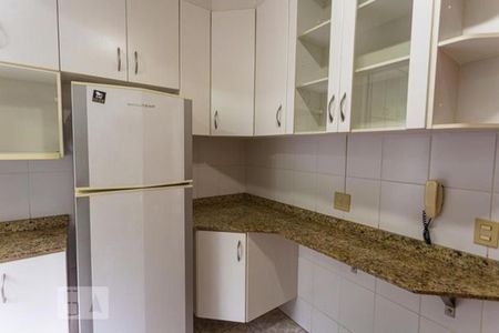 Apartamento à venda com 68m², 2 quartos e 1 vagaCozinha