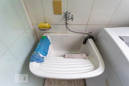 Apartamento à venda com 68m², 2 quartos e 1 vagaÁrea de serviço