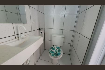 Casa para alugar com 30m², 1 quarto e sem vaga Casa para alugar com 30m², 1 quarto e sem vagaBanheiro