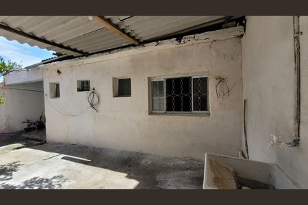 Área de serviço de casa para alugar com 1 quarto, 30m² em Chácara Holiday, Itaquaquecetuba