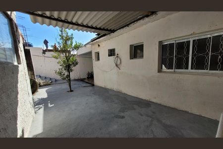 Casa para alugar com 1 quarto, 30m² em Chácara Holiday, Itaquaquecetuba