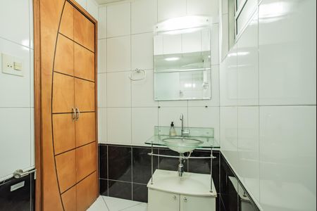 Banheiro de apartamento para alugar com 2 quartos, 57m² em Bosque da Saúde, São Paulo