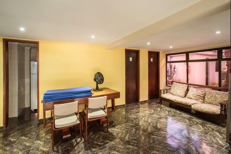 Apartamento para alugar com 57m², 2 quartos e 1 vaga Apartamento para alugar com 57m², 2 quartos e 1 vagaÁrea comum - Salão de festas