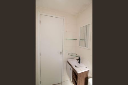 Banheiro de apartamento para alugar com 2 quartos, 37m² em Jardim Albertina, Guarulhos
