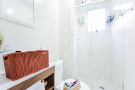 Banheiro de apartamento para alugar com 2 quartos, 37m² em Jardim Albertina, Guarulhos