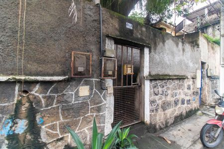 Casa à venda com 90m², 2 quartos e 1 vagaFachada