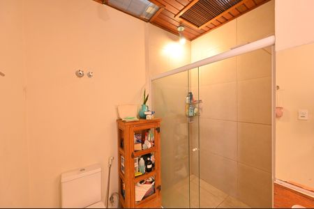 Banheiro Social de casa para alugar com 3 quartos, 93m² em Planalto Paulista, São Paulo