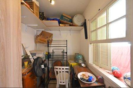 Casa para alugar com 93m², 3 quartos e 2 vagasQuarto de Serviço