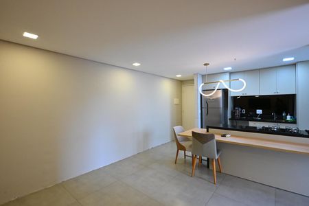 Sala de apartamento para alugar com 1 quarto, 52m² em Jardim Maria Duarte, São Paulo