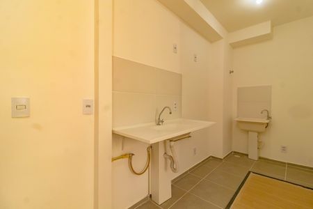 Apartamento para alugar com 34m², 2 quartos e sem vaga