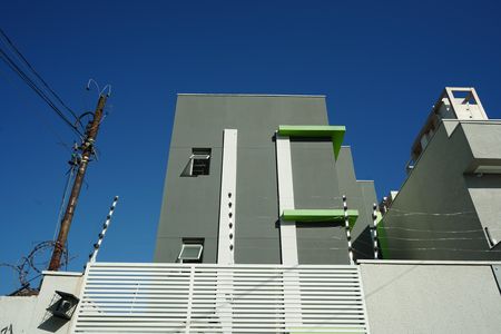 Fachada de apartamento para alugar com 1 quarto, 30m² em Parque São Jorge, São Paulo