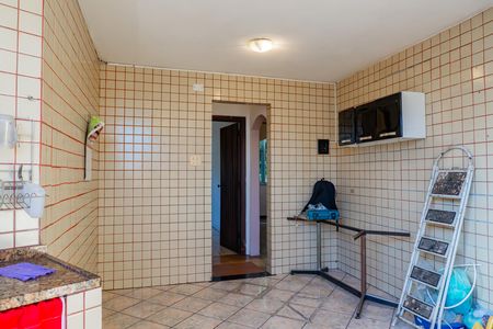 Apartamento para alugar com 125m², 2 quartos e 1 vaga