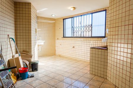 Apartamento para alugar com 125m², 2 quartos e 1 vaga