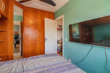 Quarto de apartamento à venda com 1 quarto, 37m² em Farrapos, Porto Alegre