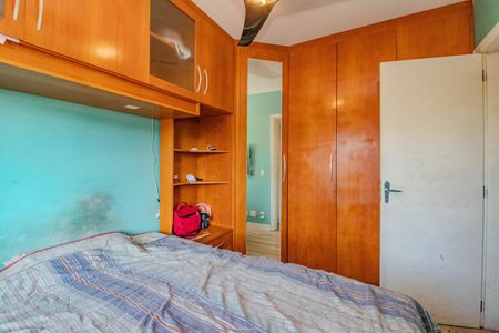 Quarto de apartamento à venda com 1 quarto, 37m² em Farrapos, Porto Alegre
