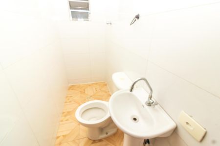 Casa para alugar com 68m², 1 quarto e 2 vagas Casa para alugar com 68m², 1 quarto e 2 vagasBanheiro