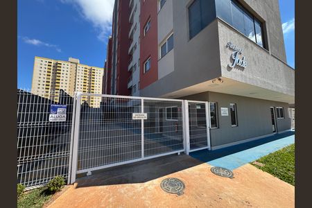 Apartamento à venda com 60m², 2 quartos e 1 vagaFachada perto