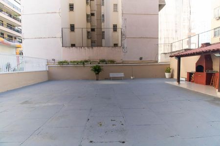 Apartamento para alugar com 90m², 3 quartos e sem vagaÁrea comum