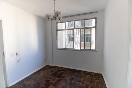 Apartamento para alugar com 90m², 3 quartos e sem vagaEscritório