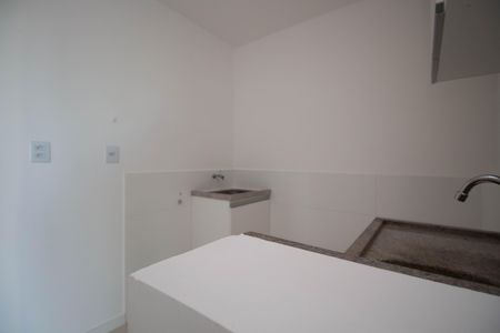 Cozinha e Área de Serviço de apartamento para alugar com 1 quarto, 80m² em Shcgn 703, Brasília