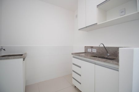 Cozinha e Área de Serviço de apartamento para alugar com 1 quarto, 80m² em Shcgn 703, Brasília