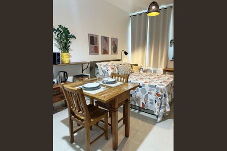 Studio de kitnet/studio para alugar com 1 quarto, 34m² em Centro, Rio de Janeiro