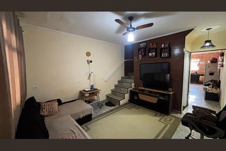 Sala de casa para alugar com 2 quartos, 80m² em Jardim do Mirante, Santo André