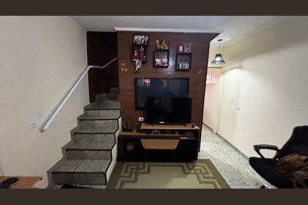 Casa à venda com 80m², 2 quartos e 1 vaga Casa à venda com 80m², 2 quartos e 1 vagaSala