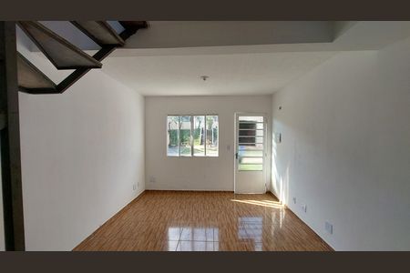 Casa de condomínio para alugar com 57m², 2 quartos e 1 vaga Casa de condomínio para alugar com 57m², 2 quartos e 1 vagaSala