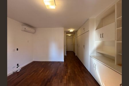 Apartamento para alugar com 280m², 3 quartos e 2 vagas Apartamento para alugar com 280m², 3 quartos e 2 vagasSuíte