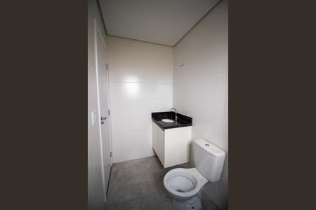 Apartamento para alugar com 67m², 2 quartos e 2 vagas Apartamento para alugar com 67m², 2 quartos e 2 vagasBanheiro da Suíte