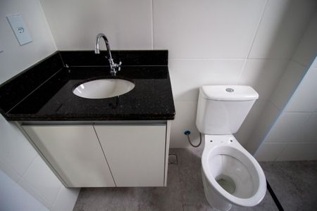 Apartamento para alugar com 67m², 2 quartos e 2 vagas Apartamento para alugar com 67m², 2 quartos e 2 vagasBanheiro da Suíte