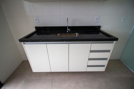 Apartamento para alugar com 67m², 2 quartos e 2 vagas Apartamento para alugar com 67m², 2 quartos e 2 vagasCozinha