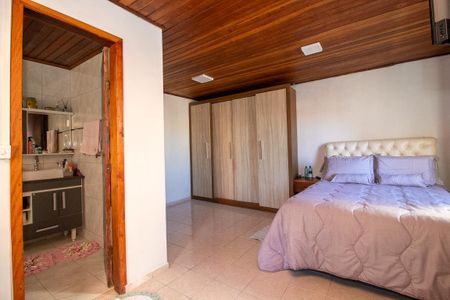 Casa à venda com 193m², 3 quartos e 3 vagasQuarto 1 Suite
