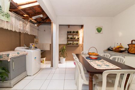 Casa à venda com 193m², 3 quartos e 3 vagasÁrea de Serviço
