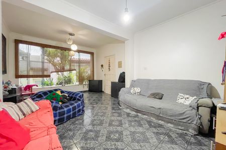 Casa à venda com 5 quartos, 277m² em Remédios, Osasco
