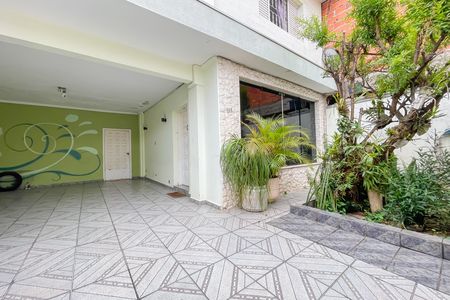 Garagem de casa à venda com 5 quartos, 277m² em Remédios, Osasco