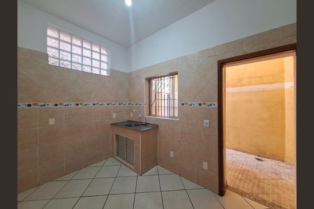Cozinha de casa para alugar com 1 quarto, 50m² em Jardim São Paulo, São Paulo
