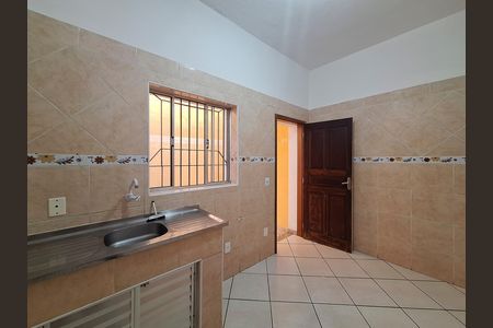 Cozinha de casa para alugar com 1 quarto, 50m² em Jardim São Paulo, São Paulo