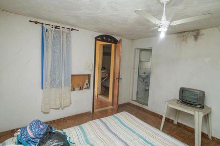 Casa à venda com 320m², 4 quartos e 7 vagas Casa à venda com 320m², 4 quartos e 7 vagasQuarto 2